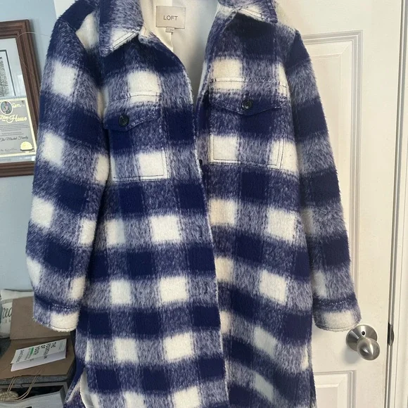 LOFT Purple and White Winter Jacket with Plaid Pattern - Picture 2 of 6